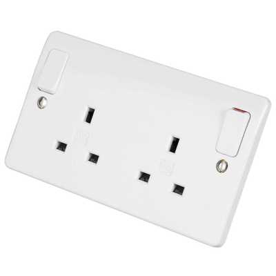 K1246 WHI 13a 2g Non-standard Swd Socket With Outboard Rockers MK Logic Plus
