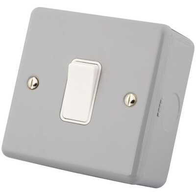 M2 10A 1 Gang 2 Way Light Switch Metal Clad (M21LS2M) | CEF