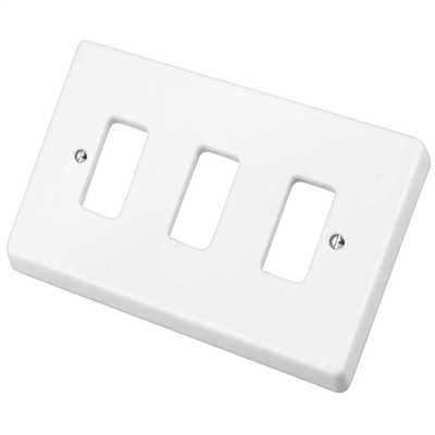 Volex 3 Gang Grid Front Plate White (VG3573) | CEF